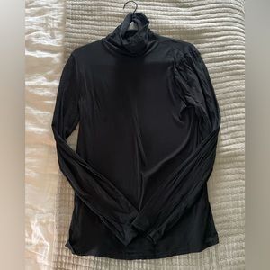 Jcrew black tissue turtleneck size medium